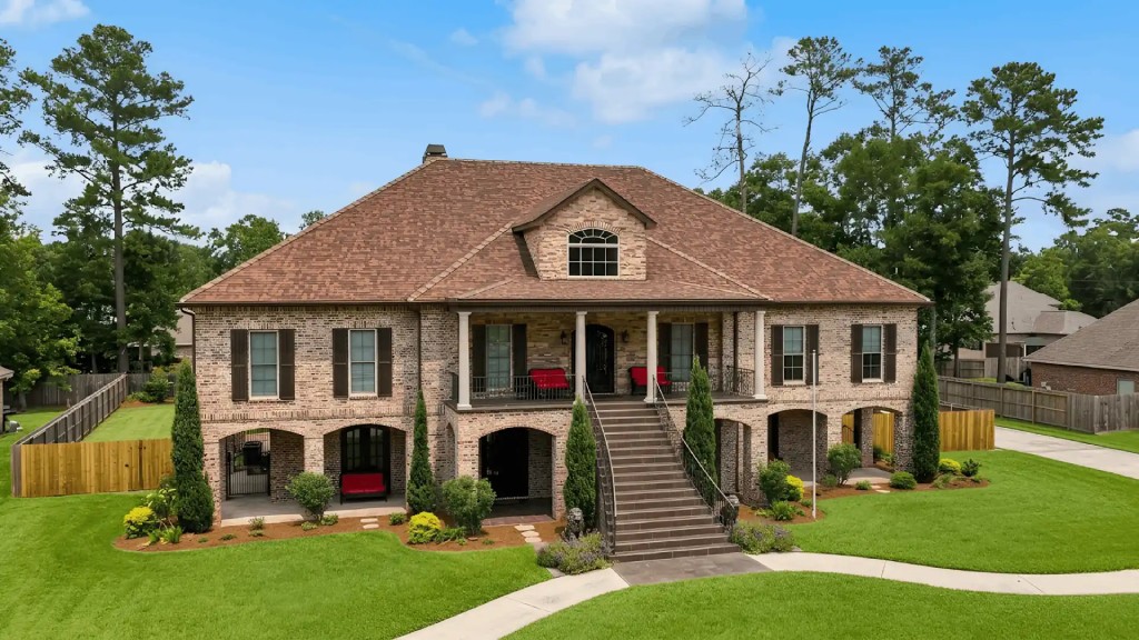 mandeville la luxury real estate aerial brick mansion